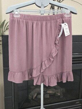 NWT Hippie Rose sz Jr medium mauve ruffled skirt
